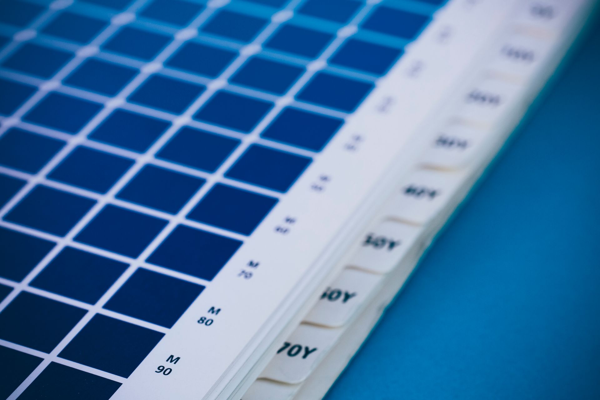 A process color tint chart in shades of blue, with percentage steps